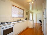 https://images.listonce.com.au/custom/160x/listings/350-canterbury-road-ringwood-vic-3134/161/00620161_img_05.jpg?C_eqNgQKQFw