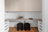 https://images.listonce.com.au/custom/160x/listings/350-kelvin-avenue-montmorency-vic-3094/747/01737747_img_06.jpg?vUh7OdMgG9A
