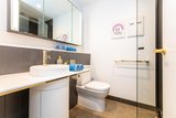 https://images.listonce.com.au/custom/160x/listings/3503228-la-trobe-street-melbourne-vic-3000/688/01934688_img_09.jpg?oLhE4lW_yCA