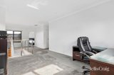 https://images.listonce.com.au/custom/160x/listings/351-bostock-avenue-manifold-heights-vic-3218/762/01986762_img_10.jpg?N_rhV1pzAog