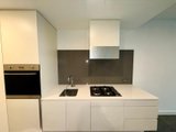 https://images.listonce.com.au/custom/160x/listings/3512105-clarendon-street-south-bank-vic-3006/542/01915542_img_02.jpg?kPDx1U3AntU