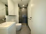 https://images.listonce.com.au/custom/160x/listings/3512105-clarendon-street-south-bank-vic-3006/542/01915542_img_09.jpg?BVWzvD_ShQY