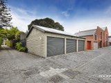 https://images.listonce.com.au/custom/160x/listings/352-danks-street-middle-park-vic-3206/170/01090170_img_16.jpg?l4aOKs1FJoU