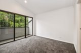 https://images.listonce.com.au/custom/160x/listings/352-hawthory-road-kilsyth-vic-3137/936/01902936_img_05.jpg?auiJrjgP0NY