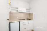 https://images.listonce.com.au/custom/160x/listings/3525-redan-street-st-kilda-vic-3182/991/01952991_img_05.jpg?q-Q5w1l_zy0