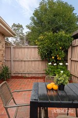 https://images.listonce.com.au/custom/160x/listings/353-55-mount-dandenong-road-ringwood-east-vic-3135/701/01934701_img_06.jpg?IbjmXY770vE