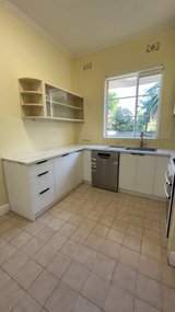 https://images.listonce.com.au/custom/160x/listings/353-bambra-road-caulfield-south-vic-3162/158/01954158_img_03.jpg?7g6L5R9Bvsw