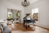 https://images.listonce.com.au/custom/160x/listings/354-albert-road-south-melbourne-vic-3205/483/01987483_img_05.jpg?A6KWgWqBjgw