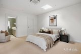 https://images.listonce.com.au/custom/160x/listings/354-albert-road-south-melbourne-vic-3205/483/01987483_img_21.jpg?w4GNwXjEJcE