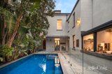 https://images.listonce.com.au/custom/160x/listings/354-albert-road-south-melbourne-vic-3205/483/01987483_img_28.jpg?TT5vLEHBu5Y