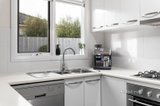 https://images.listonce.com.au/custom/160x/listings/354-glen-dhu-road-kilsyth-vic-3137/786/01724786_img_08.jpg?UAmXON5YQkM