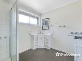 https://images.listonce.com.au/custom/160x/listings/354-hewish-road-croydon-vic-3136/953/01525953_img_08.jpg?-tEfsYqxEdM