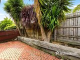 https://images.listonce.com.au/custom/160x/listings/354-hewish-road-croydon-vic-3136/953/01525953_img_09.jpg?UzlwGphfV_A