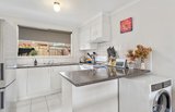 https://images.listonce.com.au/custom/160x/listings/356-beresford-road-lilydale-vic-3140/019/01629019_img_04.jpg?UiqXNuxFFcE