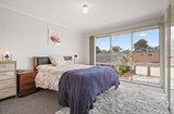 https://images.listonce.com.au/custom/160x/listings/356-beresford-road-lilydale-vic-3140/019/01629019_img_06.jpg?fS5Mg85dfdc