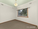 https://images.listonce.com.au/custom/160x/listings/356-howe-parade-port-melbourne-vic-3207/842/01087842_img_06.jpg?LAQVza0TasM