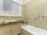 https://images.listonce.com.au/custom/160x/listings/356-howe-parade-port-melbourne-vic-3207/842/01087842_img_08.jpg?BZVELTcoupQ