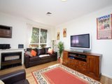 https://images.listonce.com.au/custom/160x/listings/357-wandsworth-road-surrey-hills-vic-3127/163/01685163_img_02.jpg?g3ji-goGI_Y