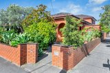 https://images.listonce.com.au/custom/160x/listings/358-gilbert-road-preston-vic-3072/954/01620954_img_10.jpg?-XMK0Mc85FI