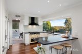 https://images.listonce.com.au/custom/160x/listings/359-367-ironbark-road-yarrambat-vic-3091/856/01967856_img_12.jpg?-LBltje9J4g