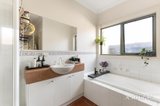 https://images.listonce.com.au/custom/160x/listings/359-challis-street-newport-vic-3015/705/01864705_img_06.jpg?QuFQZZWu_6Y