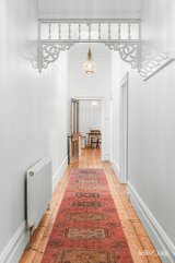 https://images.listonce.com.au/custom/160x/listings/36-acland-street-st-kilda-vic-3182/156/01907156_img_14.jpg?tuRnLH5sk8w