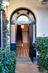 https://images.listonce.com.au/custom/160x/listings/36-berry-street-east-melbourne-vic-3002/906/01568906_img_03.jpg?82-k4o6UASQ