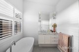 https://images.listonce.com.au/custom/160x/listings/36-collingwood-road-newport-vic-3015/806/01937806_img_20.jpg?m-FKN7Tnjcg