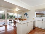 https://images.listonce.com.au/custom/160x/listings/36-davies-street-newport-vic-3015/336/01202336_img_04.jpg?ryrPF1LK_LY