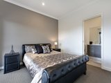 https://images.listonce.com.au/custom/160x/listings/36-eothen-lane-kilsyth-vic-3137/995/00620995_img_07.jpg?uyDfiCPF9OU