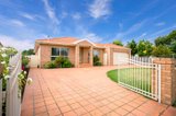 https://images.listonce.com.au/custom/160x/listings/36-field-street-rye-vic-3941/525/00165525_img_01.jpg?1Kwcf22q4F4