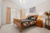 https://images.listonce.com.au/custom/160x/listings/36-greig-court-woodend-vic-3442/058/01898058_img_10.jpg?QiuUQa5vEOA