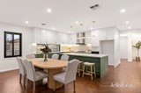 https://images.listonce.com.au/custom/160x/listings/36-heywood-street-ringwood-vic-3134/098/01962098_img_04.jpg?QDqsCTD7BxQ