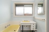 https://images.listonce.com.au/custom/160x/listings/36-hillview-drive-kilsyth-vic-3137/022/01767022_img_04.jpg?LPQcYd2Qx1w