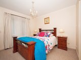 https://images.listonce.com.au/custom/160x/listings/36-joy-avenue-mount-evelyn-vic-3796/056/01524056_img_10.jpg?XSQ6BqD7HkQ