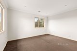 https://images.listonce.com.au/custom/160x/listings/36-keam-street-essendon-north-vic-3041/462/01625462_img_06.jpg?39-LnI1q_08