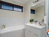 https://images.listonce.com.au/custom/160x/listings/36-kipling-avenue-mooroolbark-vic-3138/829/01524829_img_11.jpg?nEU9S0TTIMs