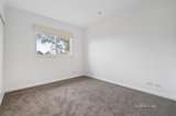 https://images.listonce.com.au/custom/160x/listings/36-leawarra-crescent-doncaster-east-vic-3109/525/01583525_img_07.jpg?kOUUVMh-N0U