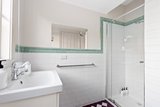 https://images.listonce.com.au/custom/160x/listings/36-little-page-st-albert-park-vic-3206/093/01892093_img_07.jpg?2gz1IaN0jic