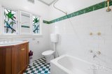 https://images.listonce.com.au/custom/160x/listings/36-lucknow-street-mitcham-vic-3132/069/01982069_img_08.jpg?ywpnObSHlak