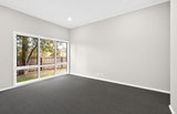 https://images.listonce.com.au/custom/160x/listings/36-mackenzie-court-croydon-south-vic-3136/053/01825053_img_03.jpg?IMSIrkfuC14