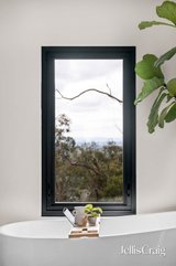 https://images.listonce.com.au/custom/160x/listings/36-marshall-terrace-montrose-vic-3765/629/01778629_img_19.jpg?I2NDeAHiRmA