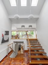 https://images.listonce.com.au/custom/160x/listings/36-maysia-street-canterbury-vic-3126/392/01018392_img_09.jpg?XFr3SP1U7rM