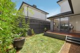 https://images.listonce.com.au/custom/160x/listings/36-mckean-street-box-hill-north-vic-3129/057/00578057_img_07.jpg?WYZvUZFr-WU