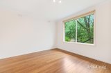 https://images.listonce.com.au/custom/160x/listings/36-new-street-ringwood-vic-3134/987/01894987_img_06.jpg?vJk7FG1hidI
