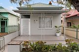 https://images.listonce.com.au/custom/160x/listings/36-newell-street-footscray-vic-3011/672/01717672_img_01.jpg?MlEH4PcO1sU