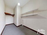 https://images.listonce.com.au/custom/160x/listings/36-palmer-place-hawthorn-vic-3122/766/01851766_img_06.jpg?G6lD2O52eZ0