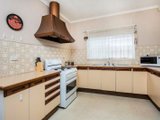 https://images.listonce.com.au/custom/160x/listings/36-roland-avenue-strathmore-vic-3041/037/00848037_img_03.jpg?AOXc5KdkQRA