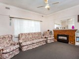 https://images.listonce.com.au/custom/160x/listings/36-roland-avenue-strathmore-vic-3041/037/00848037_img_05.jpg?nGvpTPEBPDw