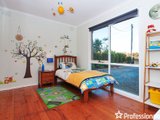 https://images.listonce.com.au/custom/160x/listings/36-station-street-coldstream-vic-3770/520/01526520_img_07.jpg?8-BgdPjfo-0